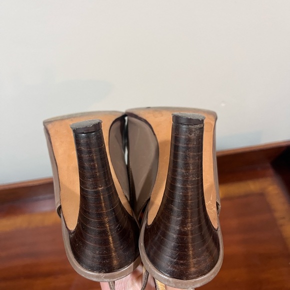 Vintage Julianelli Square Toe Leather Sling-back Heels - Picture 9 of 9